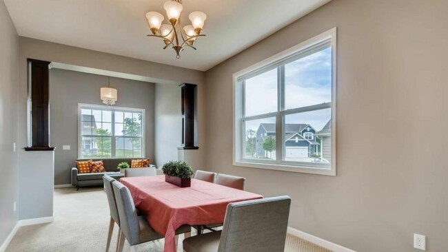 Building Photo - Luxurious 5-Bedroom, 4-Bath Home in Hennep...