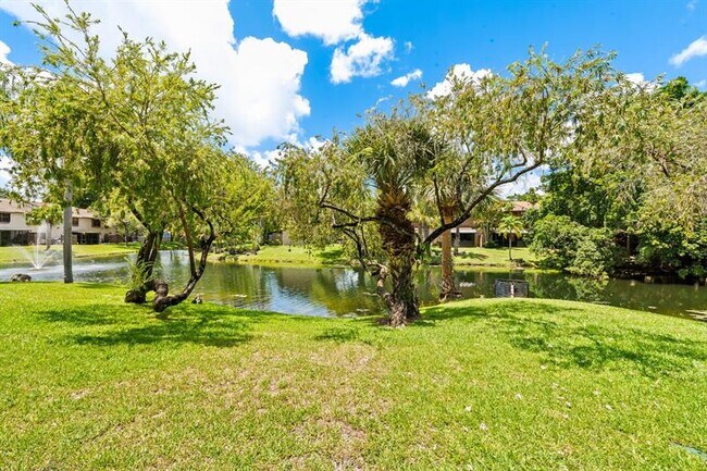 Building Photo - 4902 NW 82nd Ave