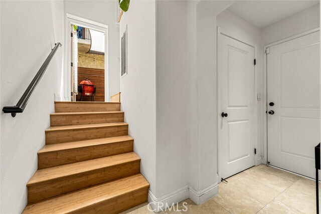Building Photo - 2912 Baywater Ave