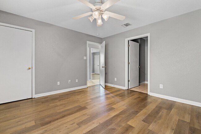 Building Photo - 13002 O'Connor Cove