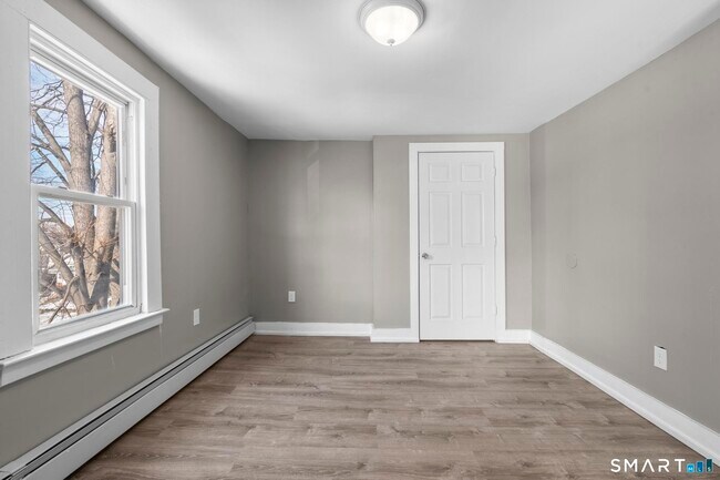 Building Photo - 22 Wolcott St