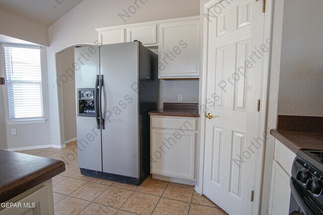 Building Photo - 14140 Robert Ituarte Dr