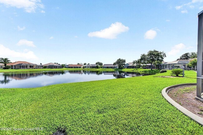 Building Photo - 975 Wildwood Dr