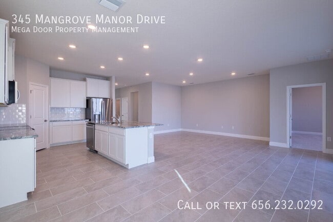 Building Photo - 345 Mangrove Manor Dr