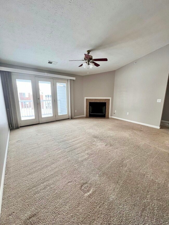 Building Photo - 3126 Alexander Pl