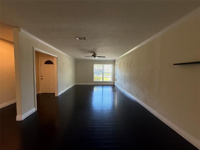 Building Photo - 1135 Park Center St