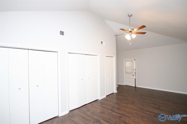 Building Photo - 7620 Charlotte Dr SW