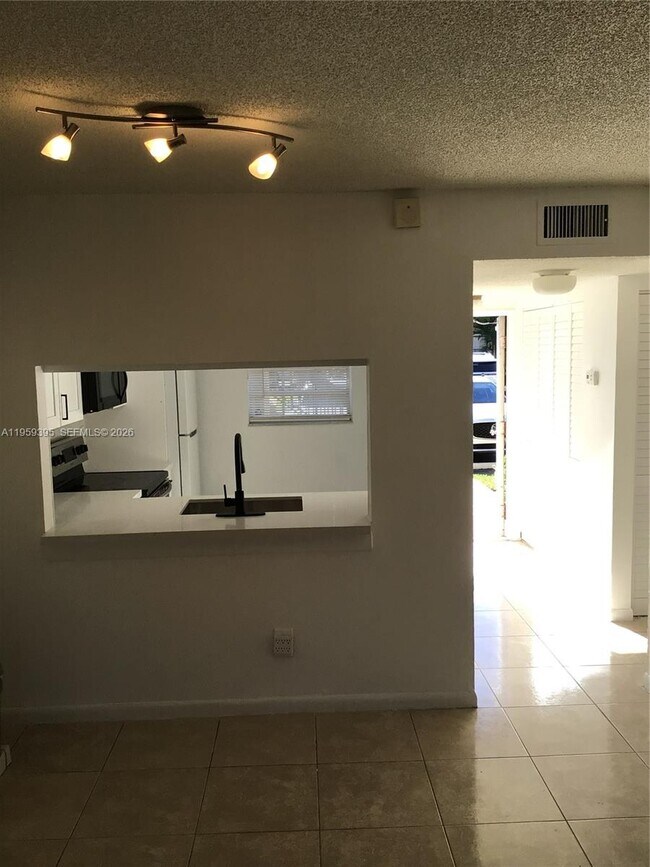 Building Photo - 10357 NW 8th St