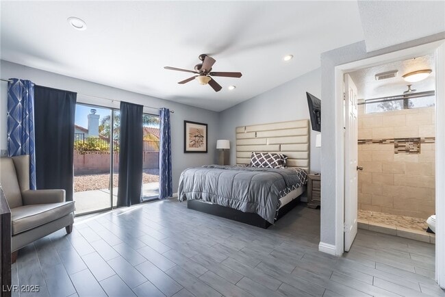 Building Photo - 7076 Gunslinger St