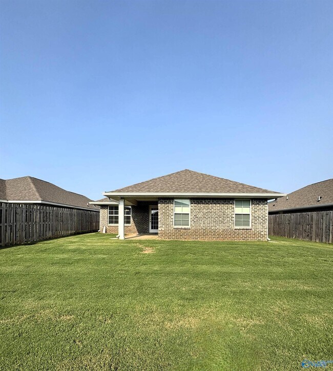 Building Photo - 109 Ardsley Dr