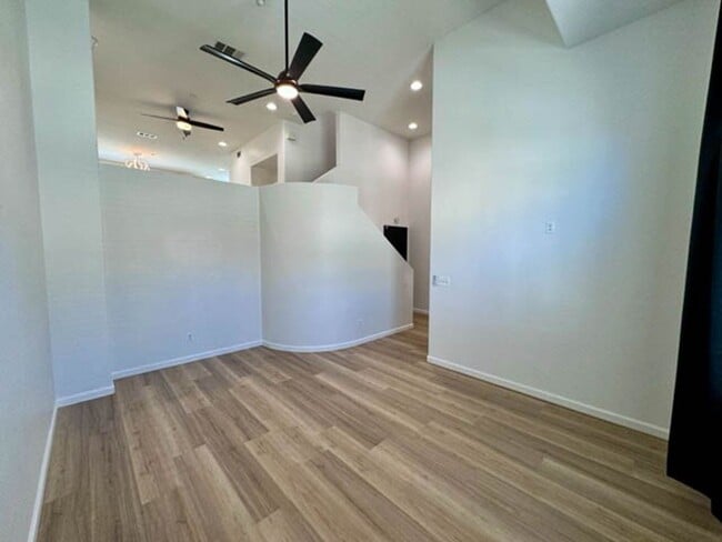 Building Photo - Upgraded 3 bedroom Willow Haven Condo available for LEASE in Murrieta!