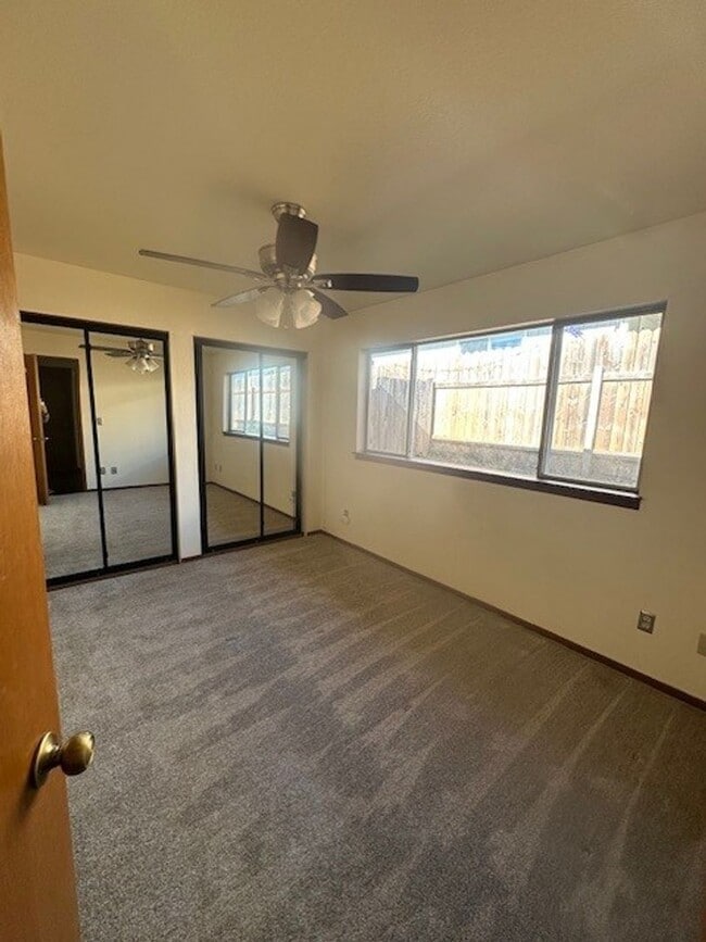 Building Photo - 600 Easy St