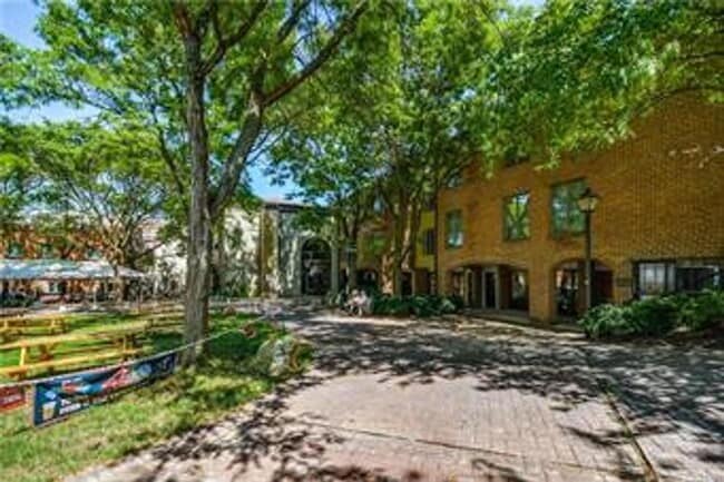 Building Photo - Beautiful Historic Bethlehem Condo for Rent!