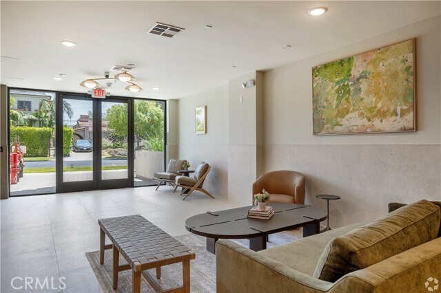 Building Photo - 1303 Orange Grove Ave