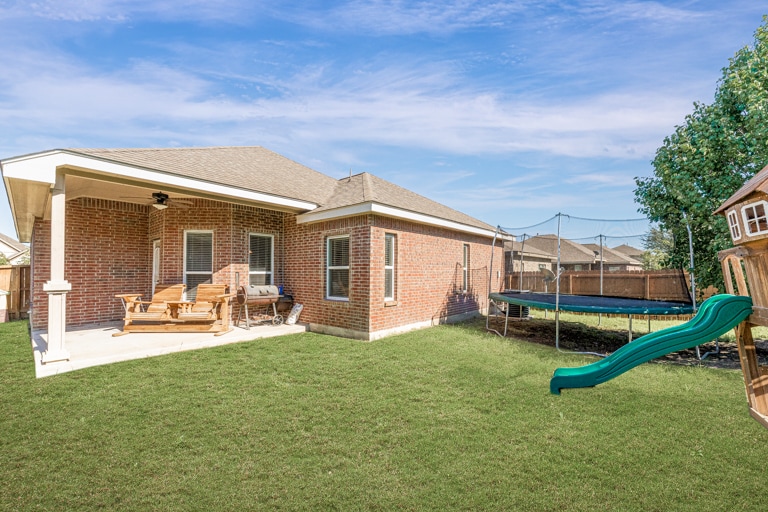 Building Photo - 12430 Horse Cres