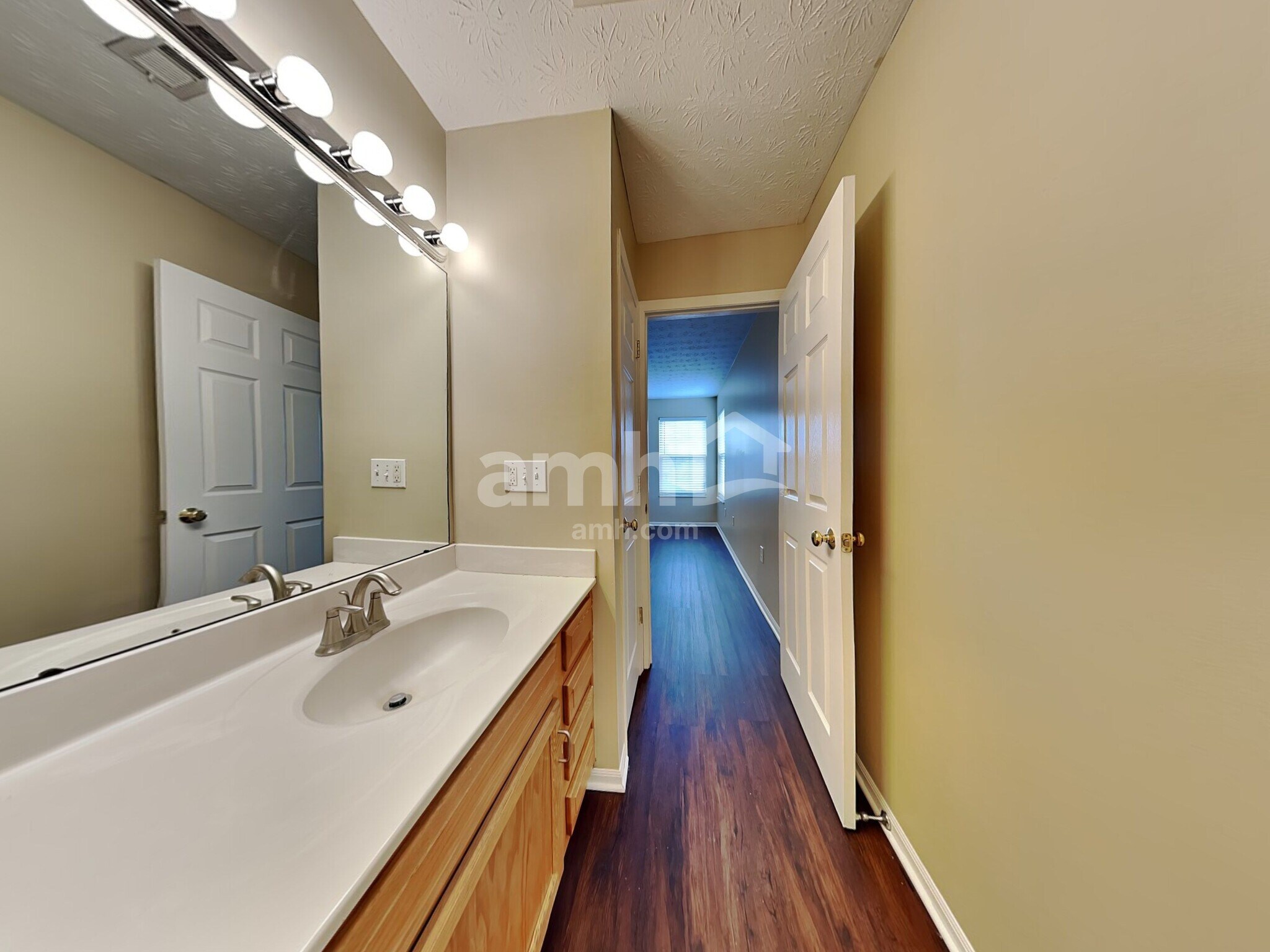 Building Photo - 918 Kreider Ct