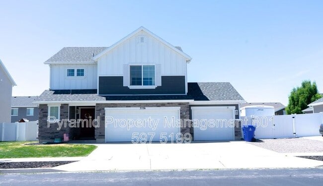Building Photo - 3536 Bayview Dr