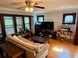 Building Photo - 541 N 62nd St