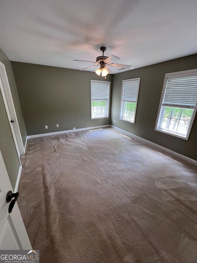 Building Photo - 119 Tullamore Trail