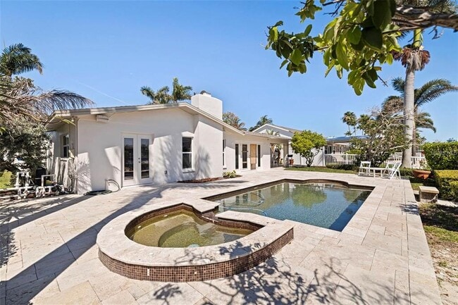 Building Photo - 11225 4th St E