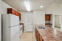 Building Photo - Silvercrest