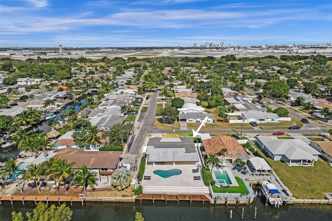 Building Photo - 915 NW 7th St