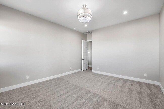 Building Photo - 5630 Norma Dr