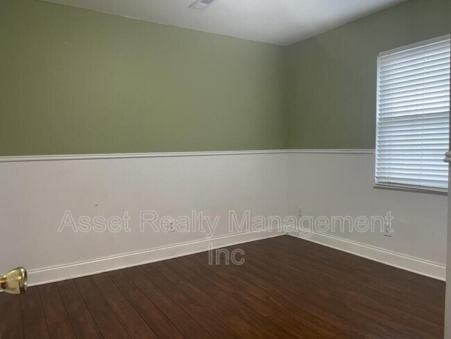 Building Photo - 9040 Fountain Brook Ln