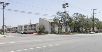 Building Photo - Woodbridge Village Apartments