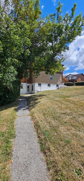 Primary Photo - 2769 Churchview Ave
