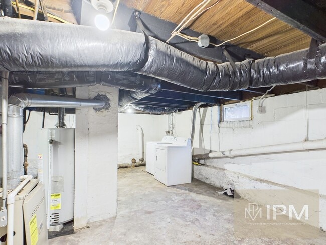 Building Photo - Charming 2 Bed, 1 Bath Home in York, Pa!