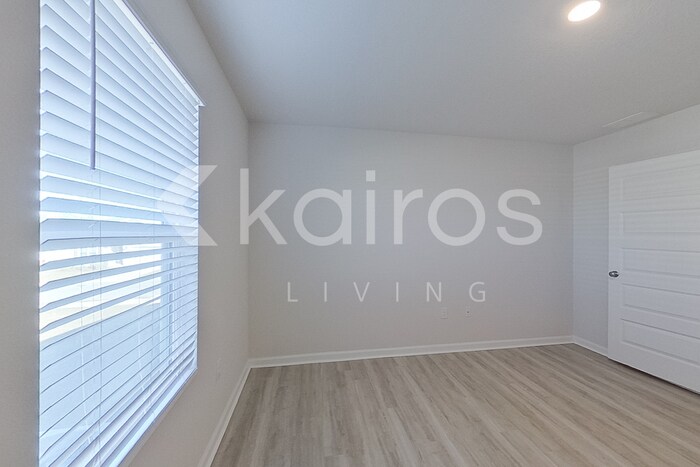 Building Photo - 4743 Malay Cir