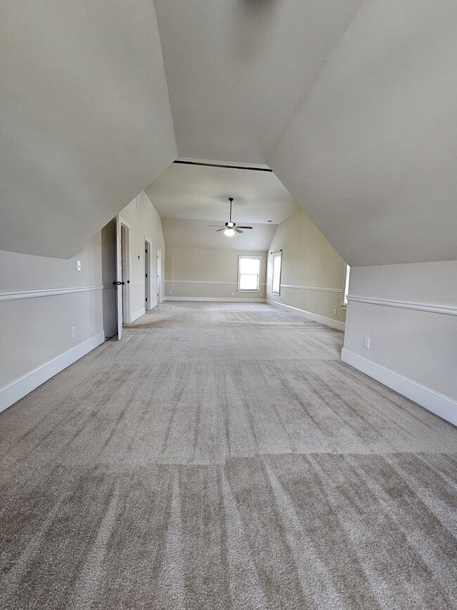 Building Photo - 416 Sunnybrook Ln