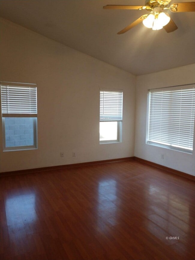 Building Photo - 1305 Crimson Canyon Dr