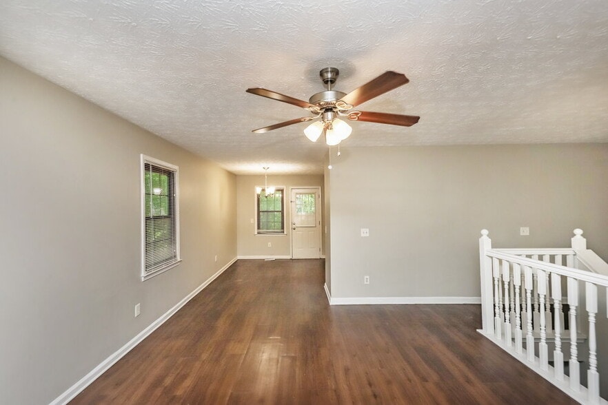 Building Photo - 187 Sherwood Forest Dr