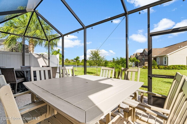 Building Photo - 2718 Addison Dr