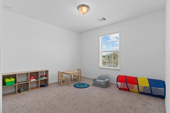 Building Photo - 9658 Caney Trails Rd