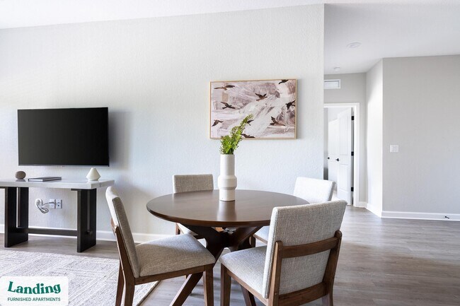 Building Photo - 84 San Filippo Dr SE