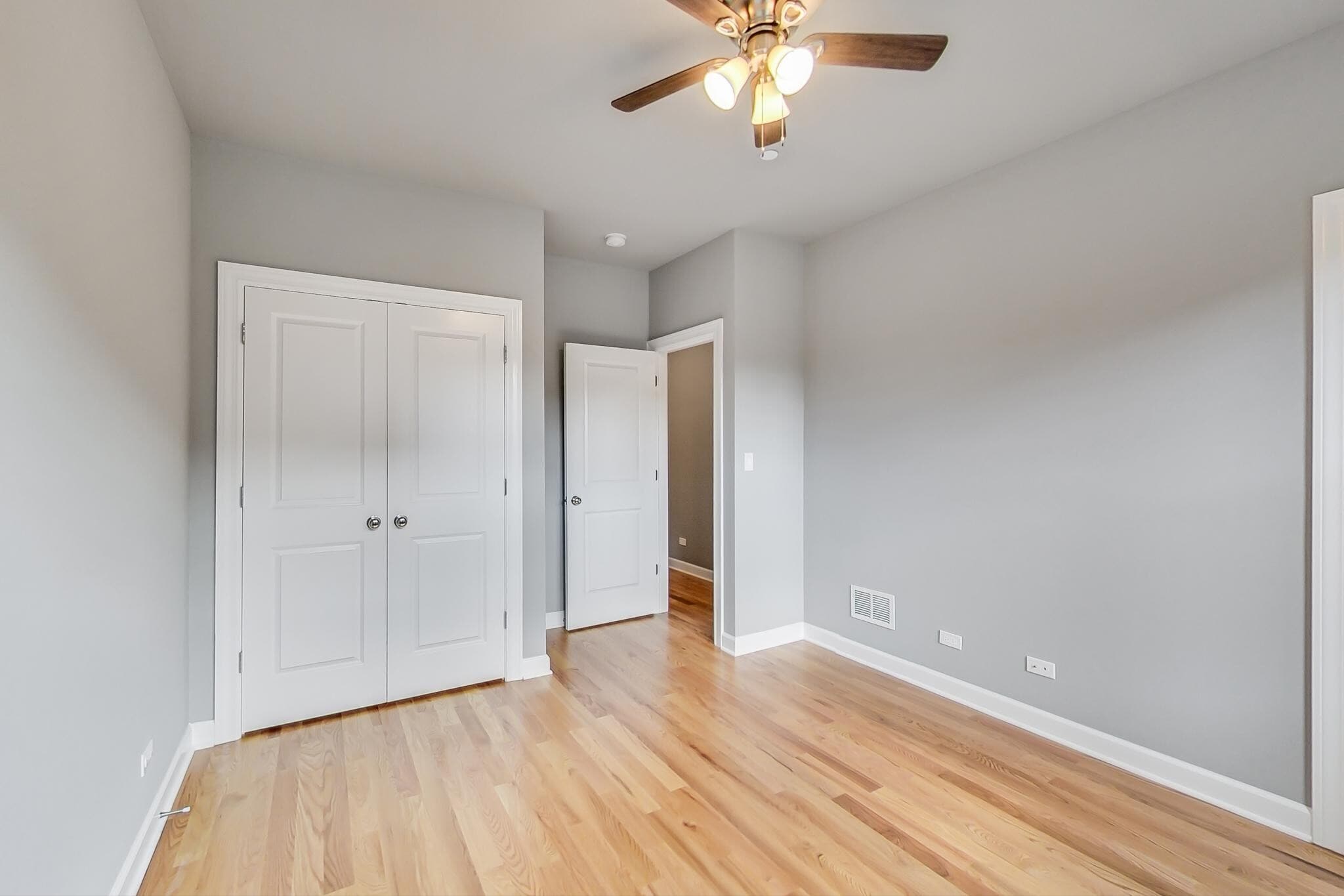 Building Photo - 6204 S Kimbark Ave