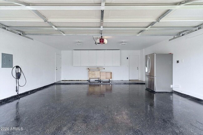 Building Photo - 1506 E Edgewater Dr
