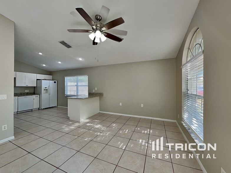 Building Photo - 3028 Patel Dr