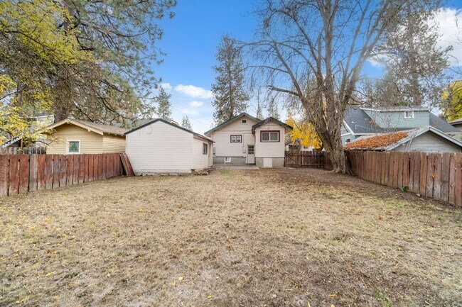 Building Photo - Single Family Home on Spokanes Sought Afte...
