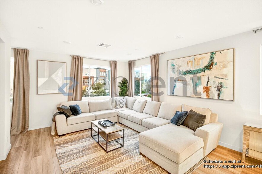 Building Photo - 27578 Manzanita Wy