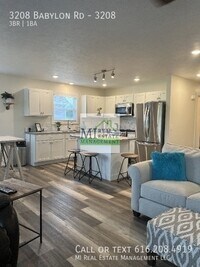 Building Photo - 3208 Babylon Rd