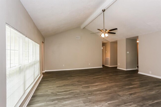 Building Photo - 1703 Willow Mill Dr