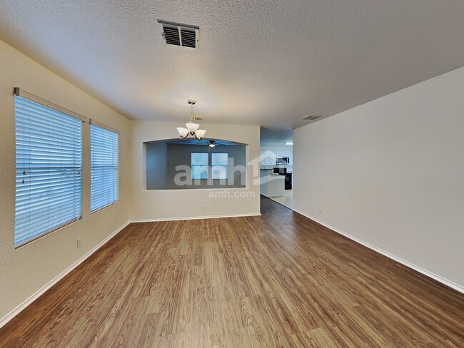 Building Photo - 2726 Gato Del Sol