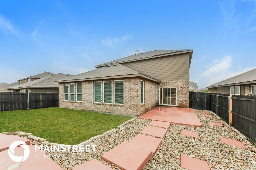 Building Photo - 9430 Smoke Tree Dr