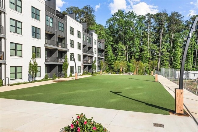Building Photo - 2040 Juliette Ave