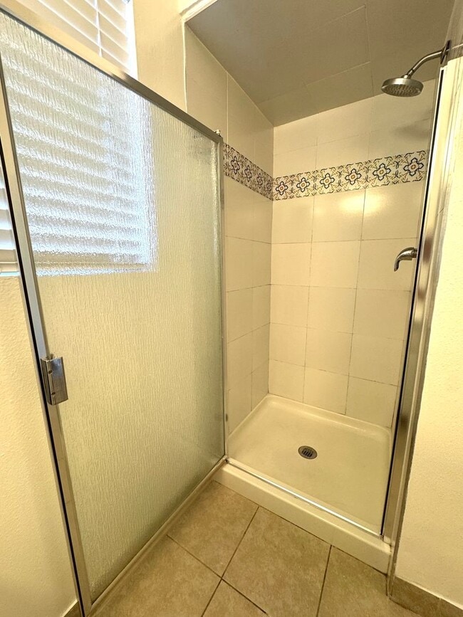 Building Photo - 3 Bedroom House in Sherman Oaks!