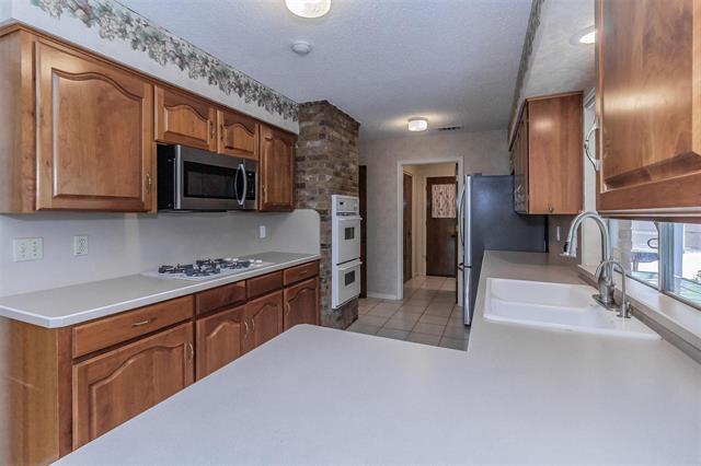 Building Photo - 2604 Twinpost Ct